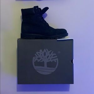 6” basic black nubuck timberlands